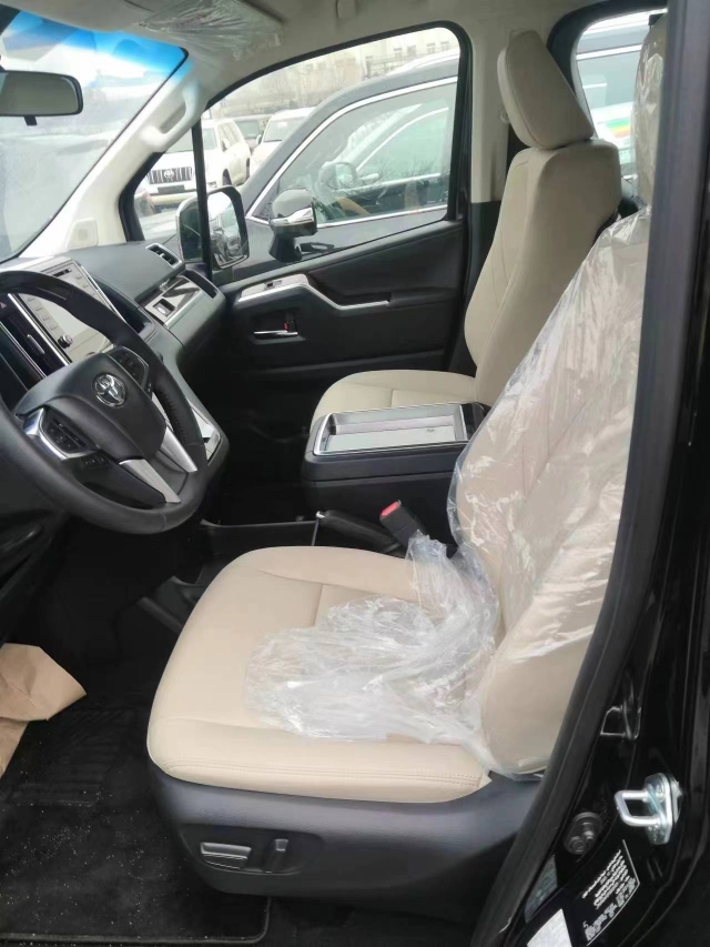 汽油顶配 6座萨尔法可上北京牌爱游戏体育丰田格兰维亚35L(图8)