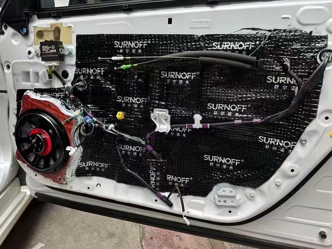 注车载超薄低音效果提升汽车音响体验爱游戏app体育爱威awave专(图3) 注车载超薄低音效果提升汽车音响体验爱游戏app体育爱威awave专(图3)